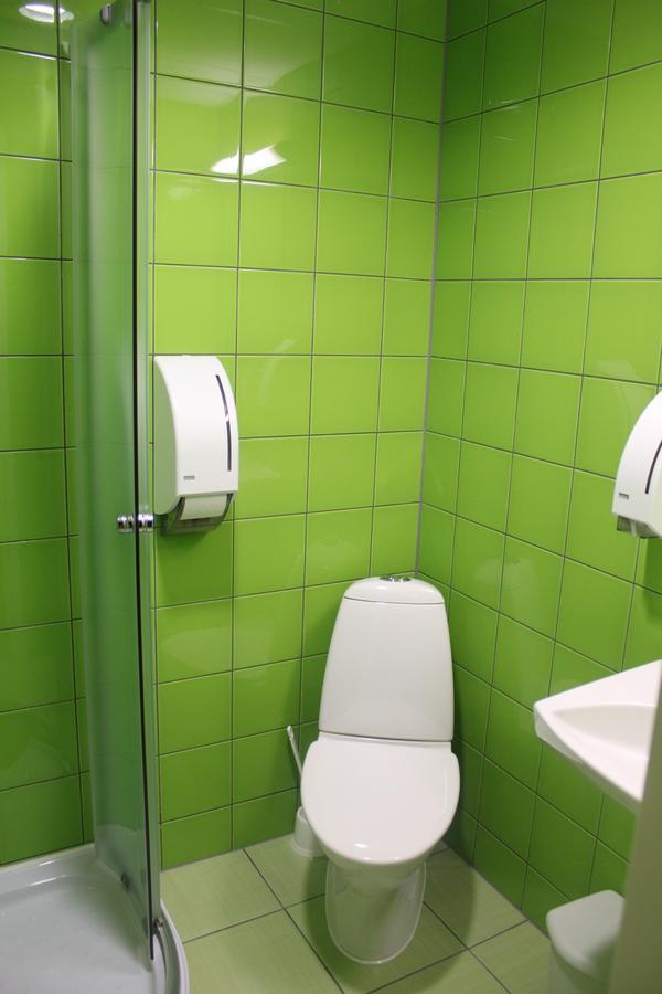 Tuhamaee Hostel Kiviõli Kamer foto