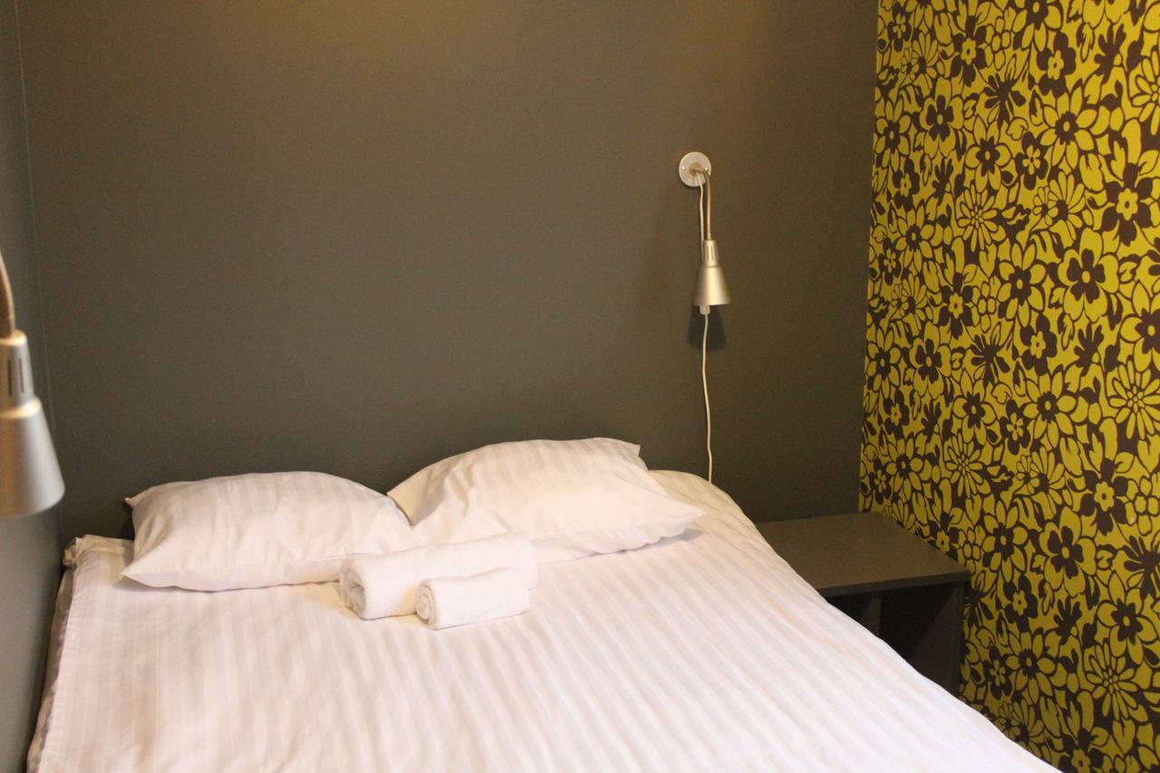 Tuhamaee Hostel Kiviõli Kamer foto