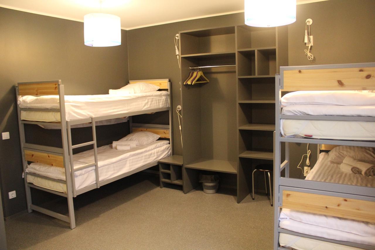 Tuhamaee Hostel Kiviõli Kamer foto