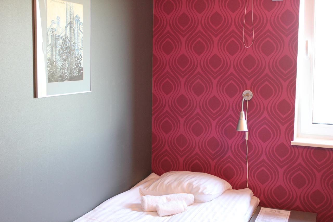 Tuhamaee Hostel Kiviõli Buitenkant foto